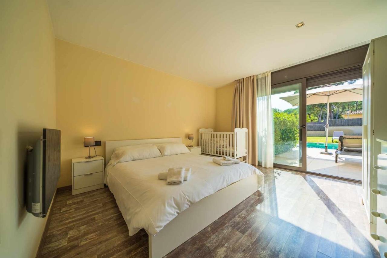Villa Mestres Playa De Aro ปลาตจาดาโร ภายนอก รูปภาพ